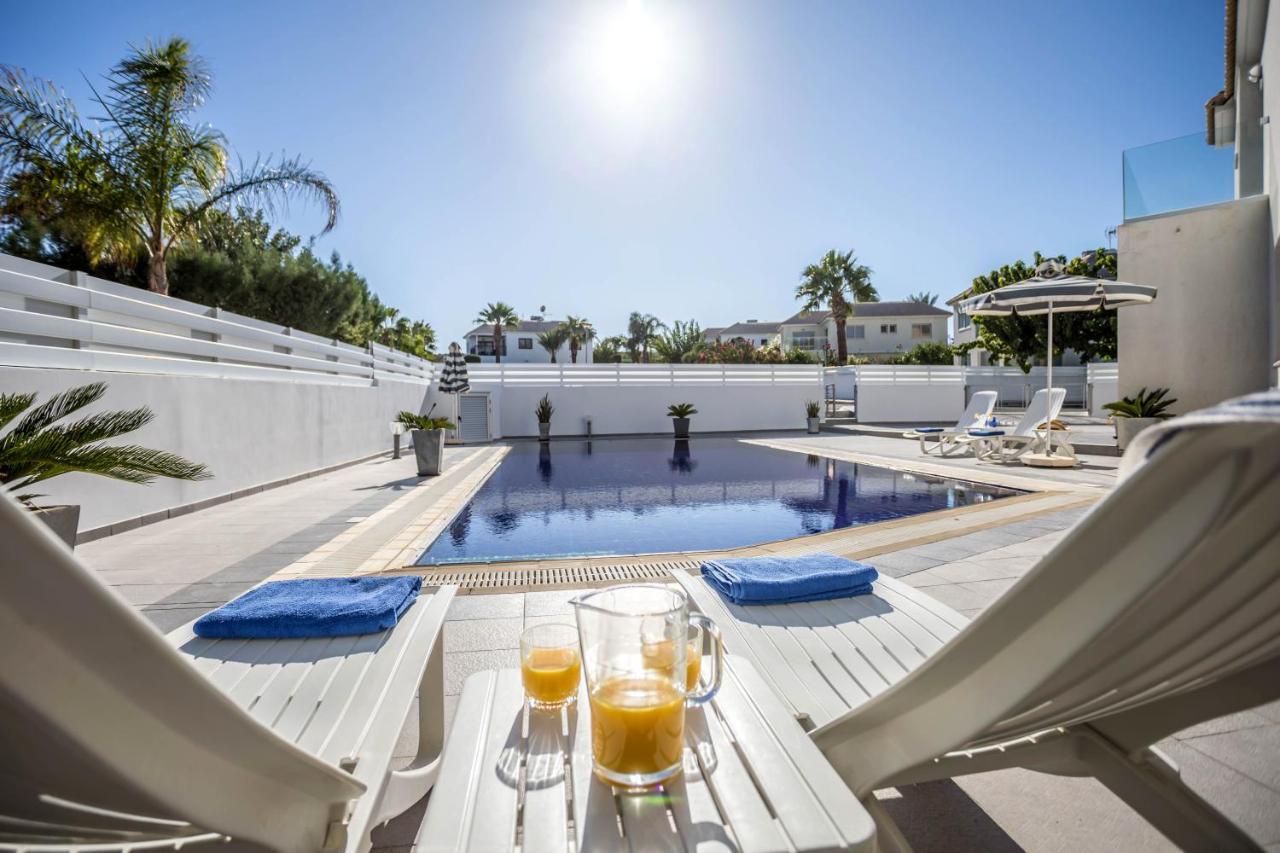 Villa Hibiscus Protaras Eksteriør billede
