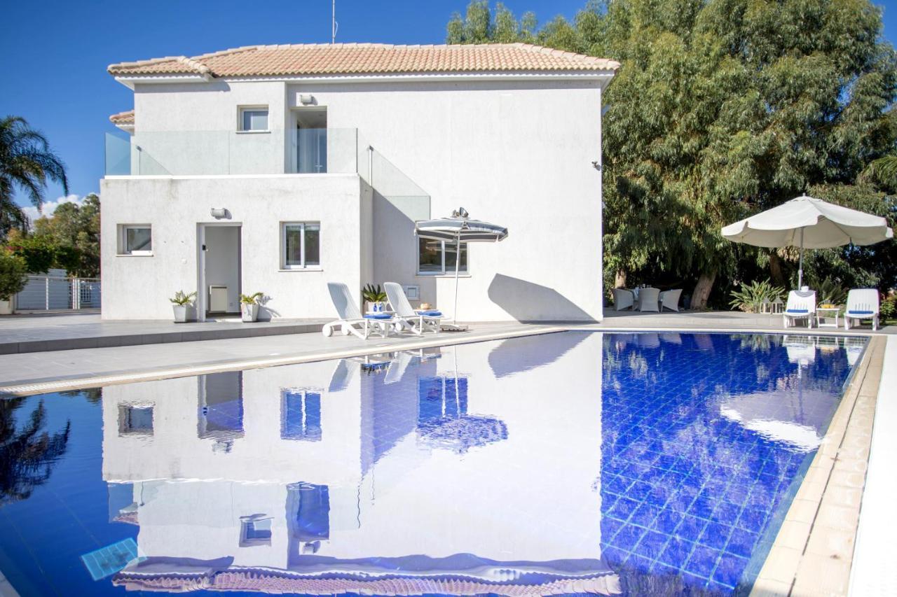 Villa Hibiscus Protaras Eksteriør billede