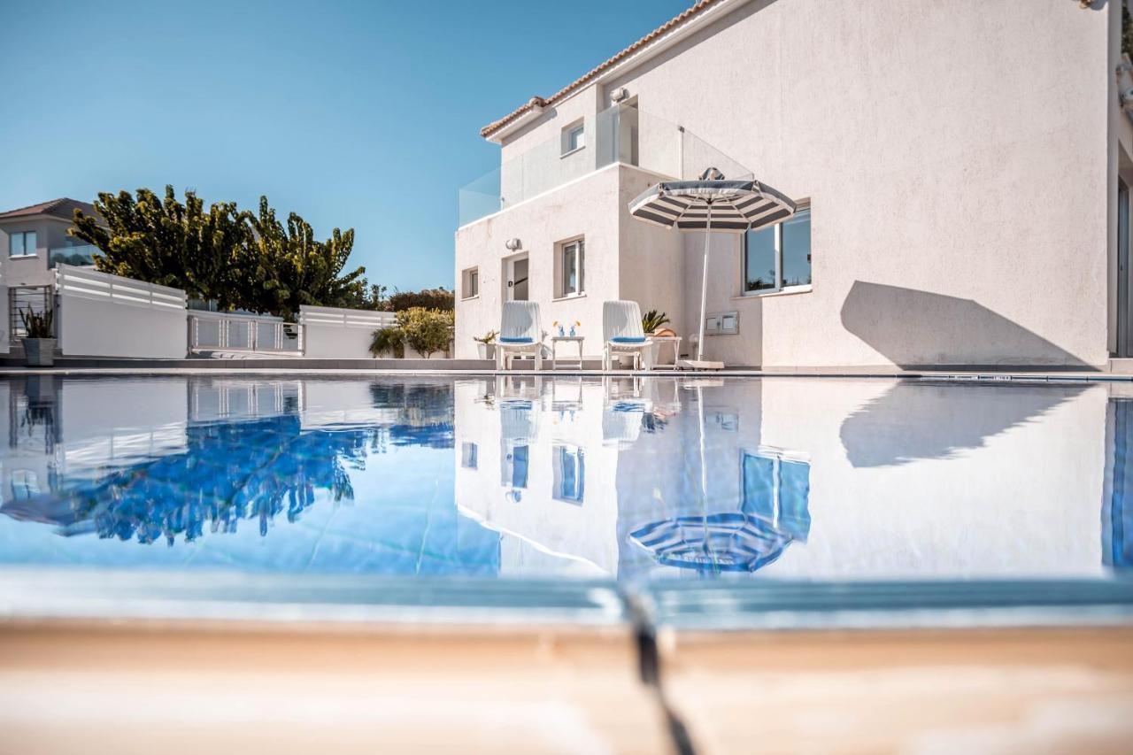 Villa Hibiscus Protaras Eksteriør billede