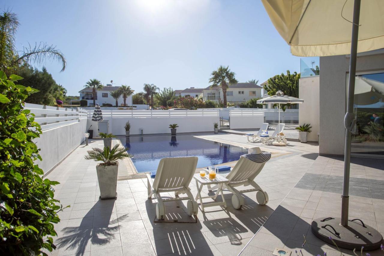 Villa Hibiscus Protaras Eksteriør billede