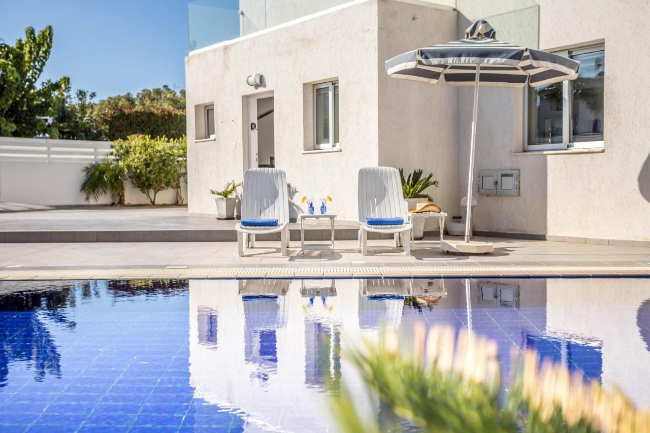 Villa Hibiscus Protaras Eksteriør billede