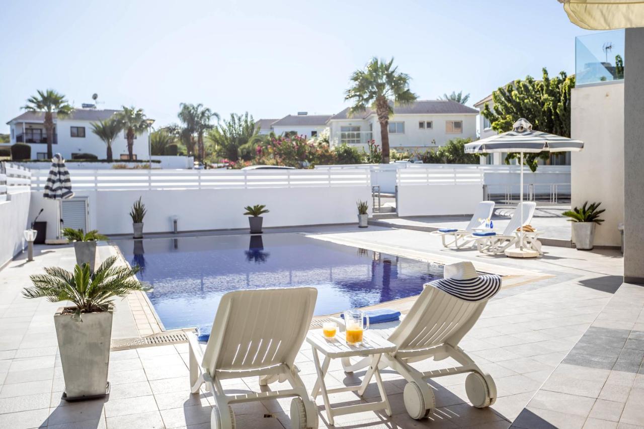 Villa Hibiscus Protaras Eksteriør billede