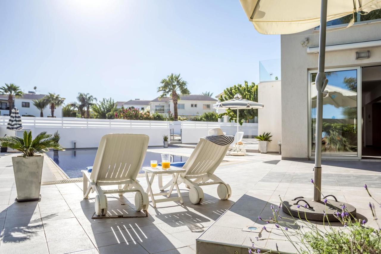 Villa Hibiscus Protaras Eksteriør billede